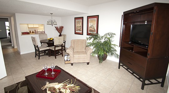 Camelot Court Apartments in Metairie, LA - 2, 3, & 4 Bedroom Apartments